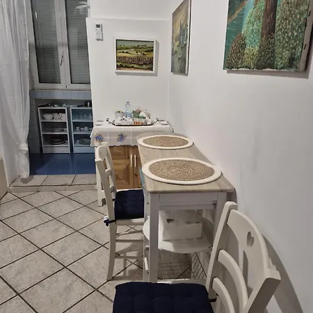 Soavis Garden In Downtown Apartment Bari